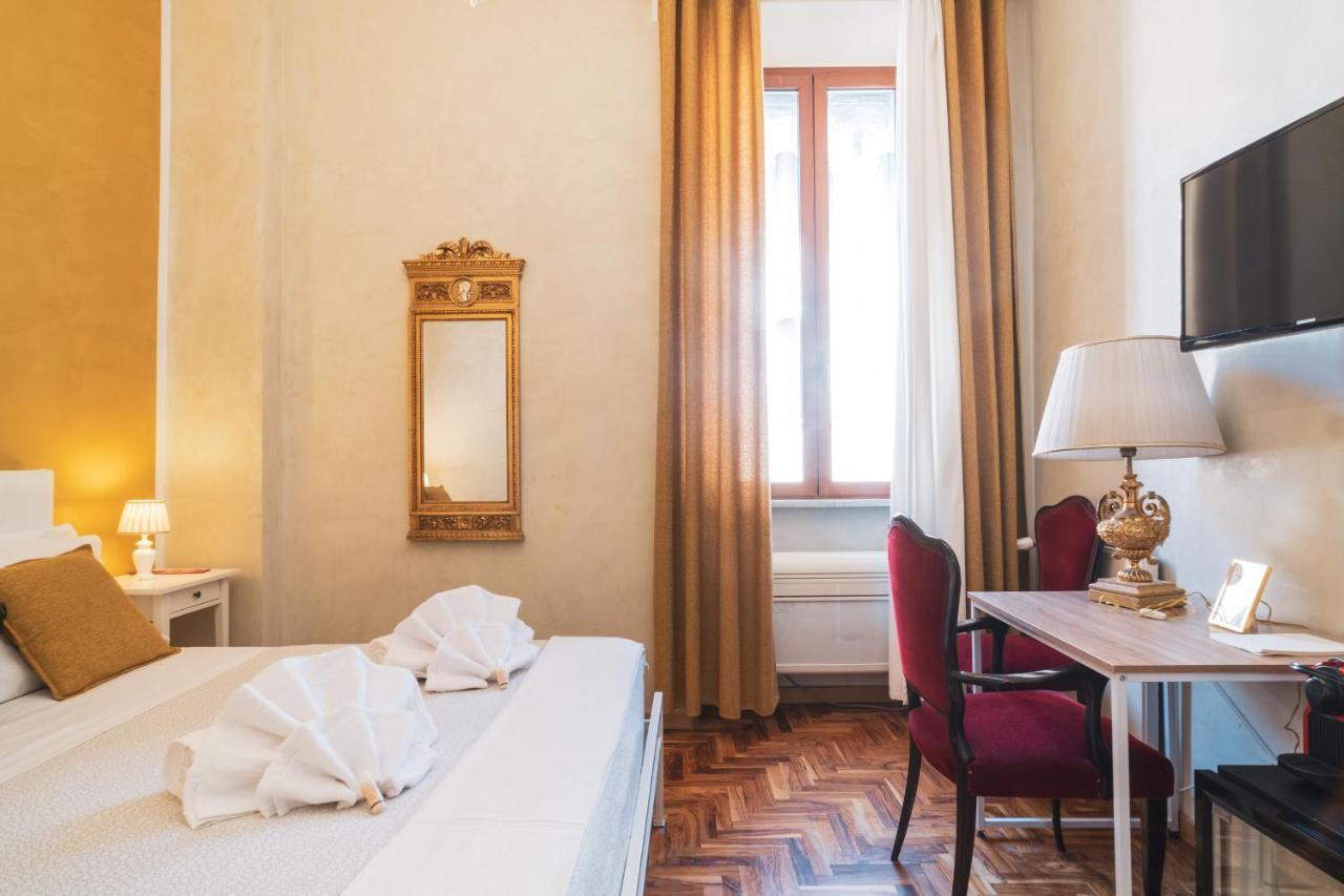 Affittacamere Golden Piazza Di Spagna 3*